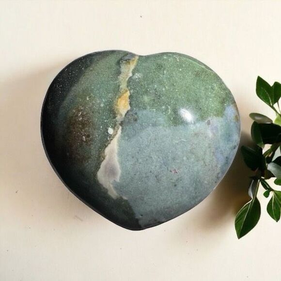 OC Jasper Crystal Heart‎ Carving - Picture 1 of 11